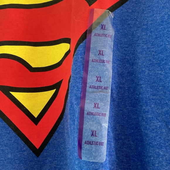 Superman tshirt - Picture 4 of 7